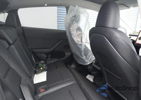 2023 Tesla Model Y Awd/Long Range Dual Motor All-Wheel Drive из США, поврежденный, VIN 7SAYGDEE7PF887816